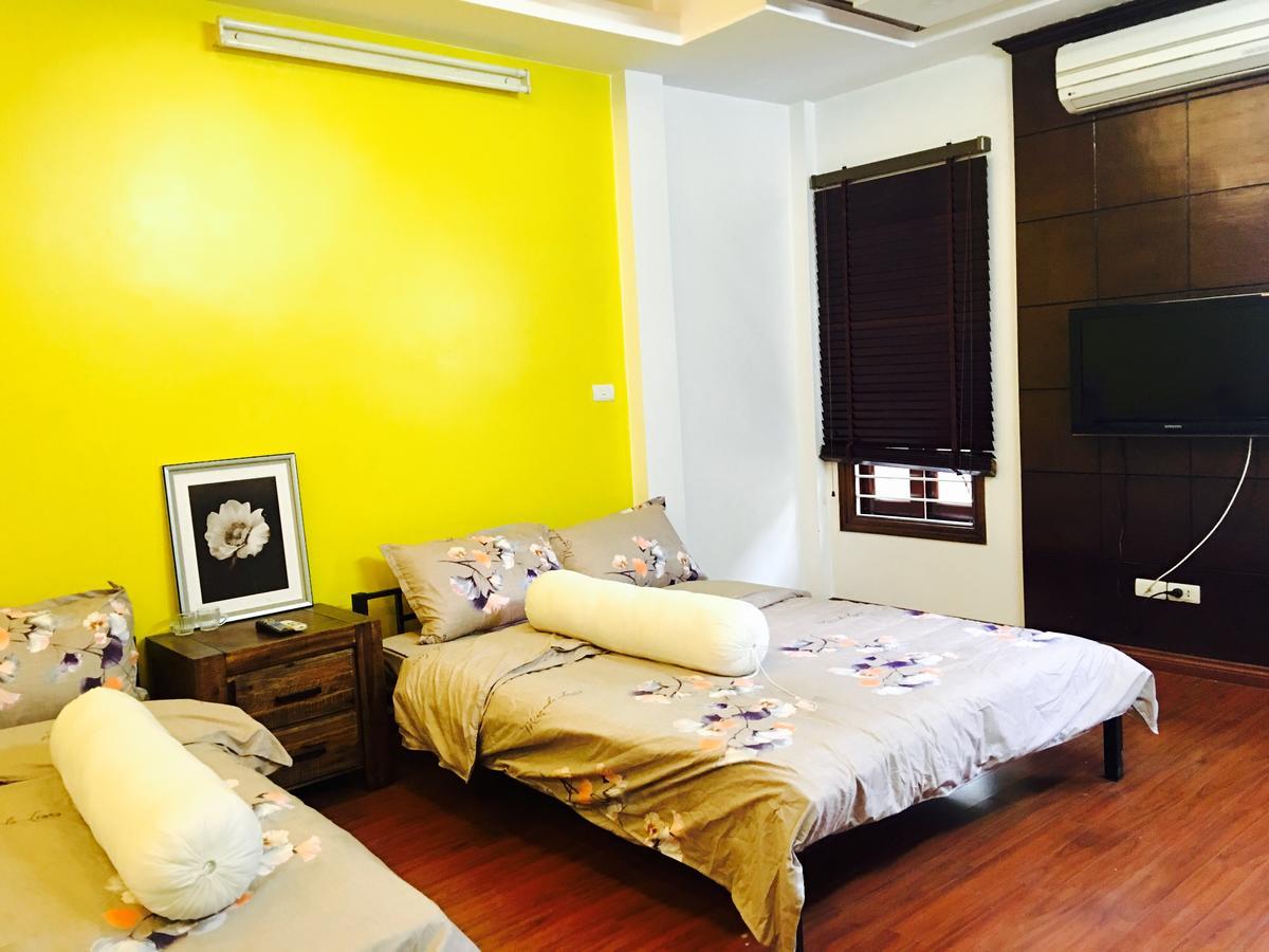 Awa Downtown Hostel Hanoi Exteriör bild
