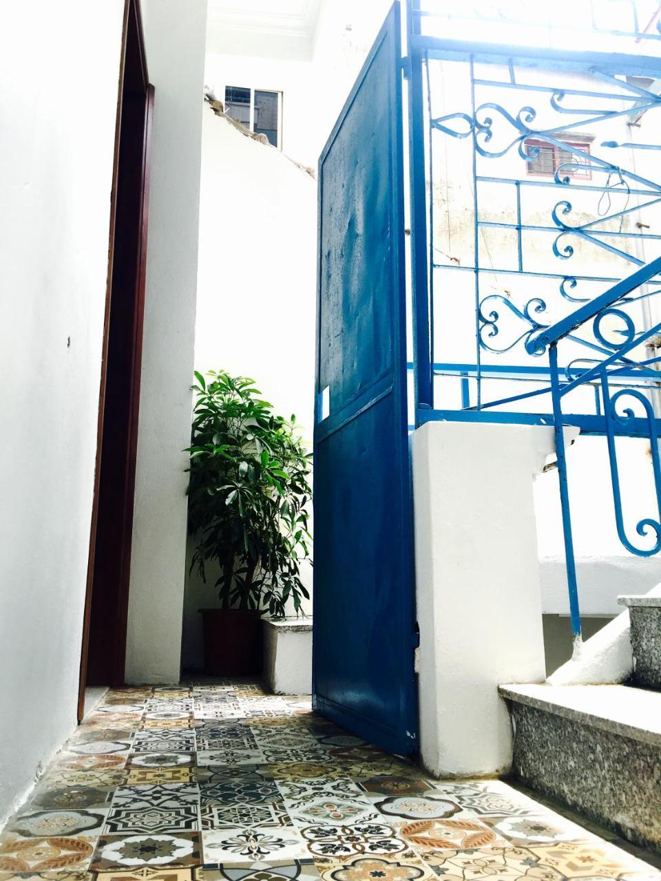 Awa Downtown Hostel Hanoi Exteriör bild