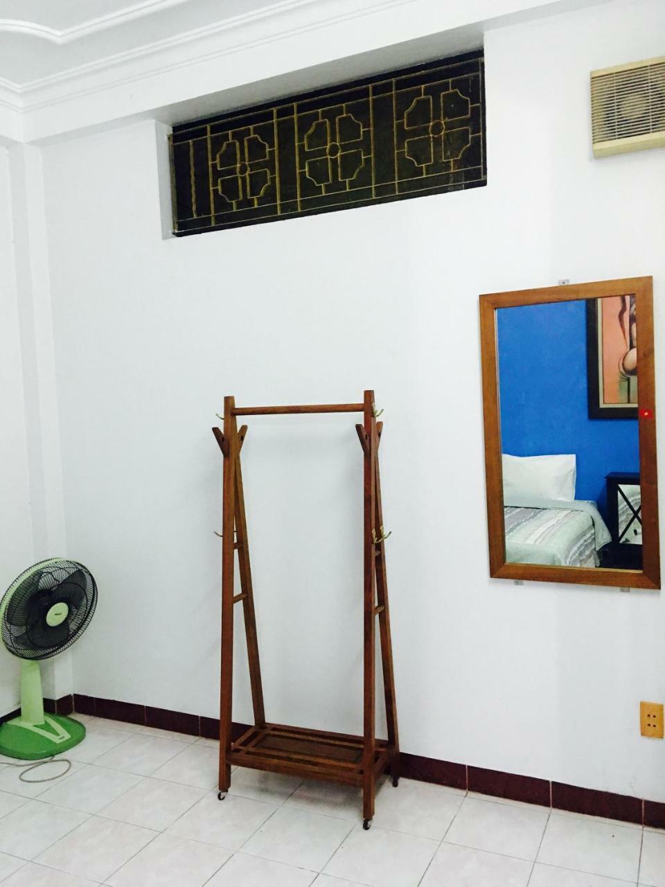 Awa Downtown Hostel Hanoi Exteriör bild